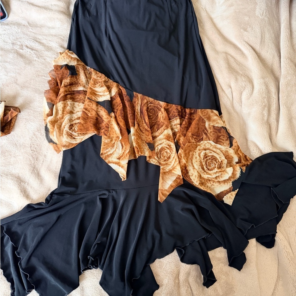 Black and Brown Floral Ruffle Women's Top and skirt size large - Picture 6 of 11